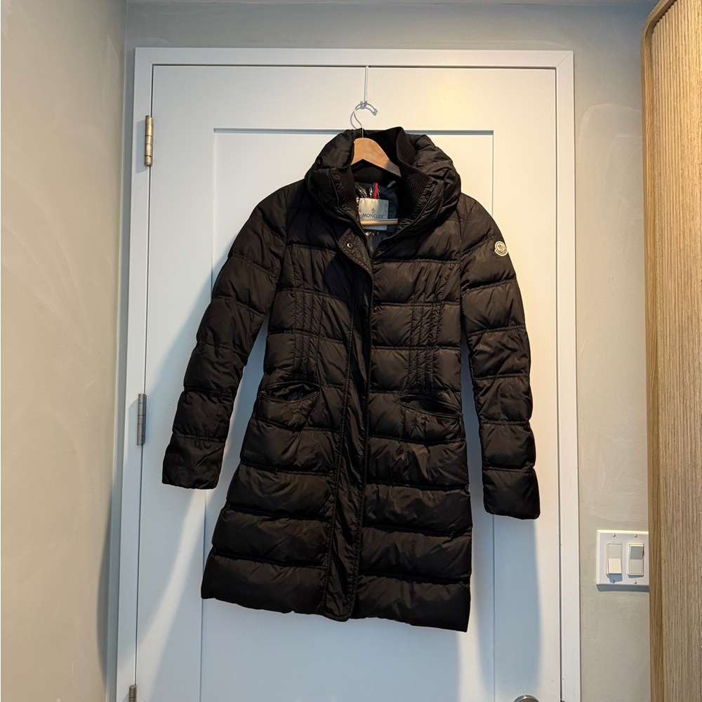 Moncler Black Puffer coat Jacket women Size 2